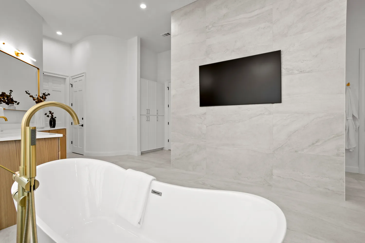 $4,500,000 | 6324 West Maclaurin Drive, Tampa, FL 33647