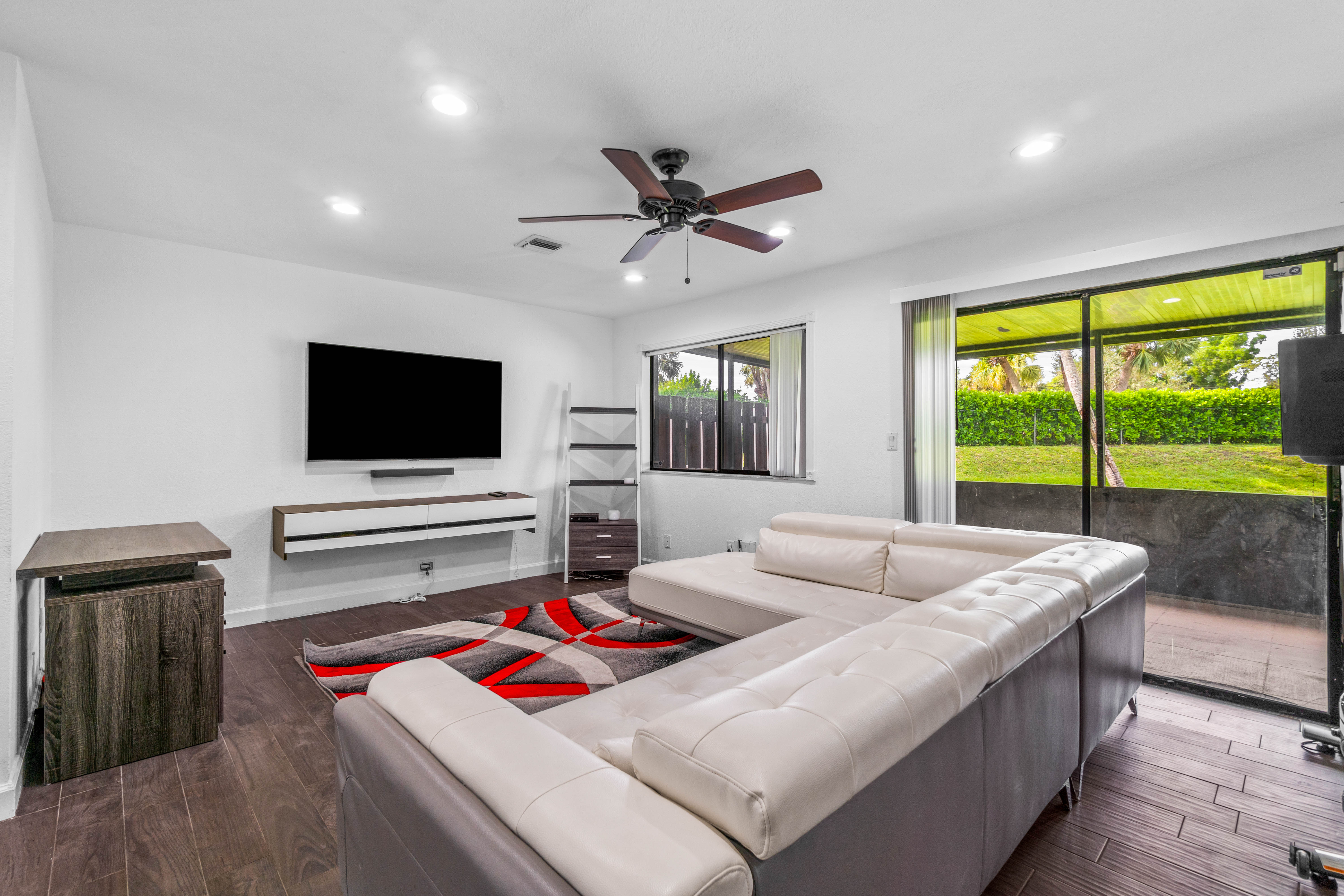 3703 Inlet Circle Greenacres, FL 33463 - Photo 8 of 27