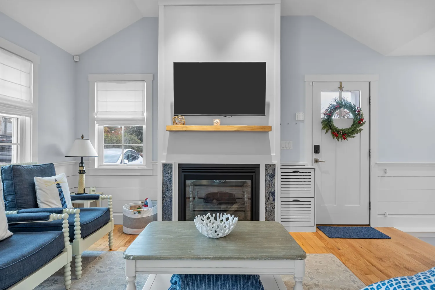 $1,095,000 | 16 2nd Avenue, Unit 4, Osterville, MA 02655