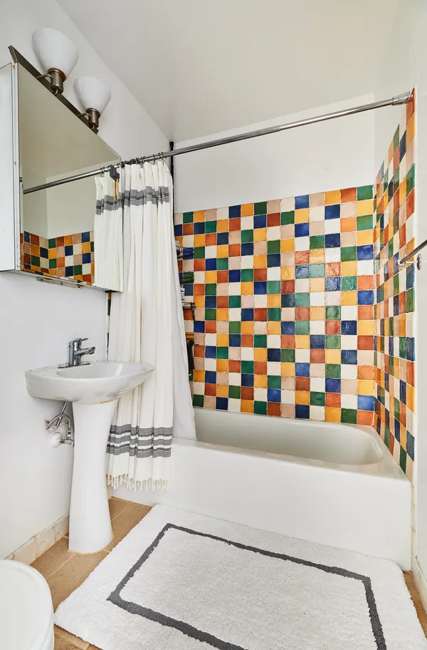 $3,200 | 4 Lexington Avenue, Unit 4F | Gramercy