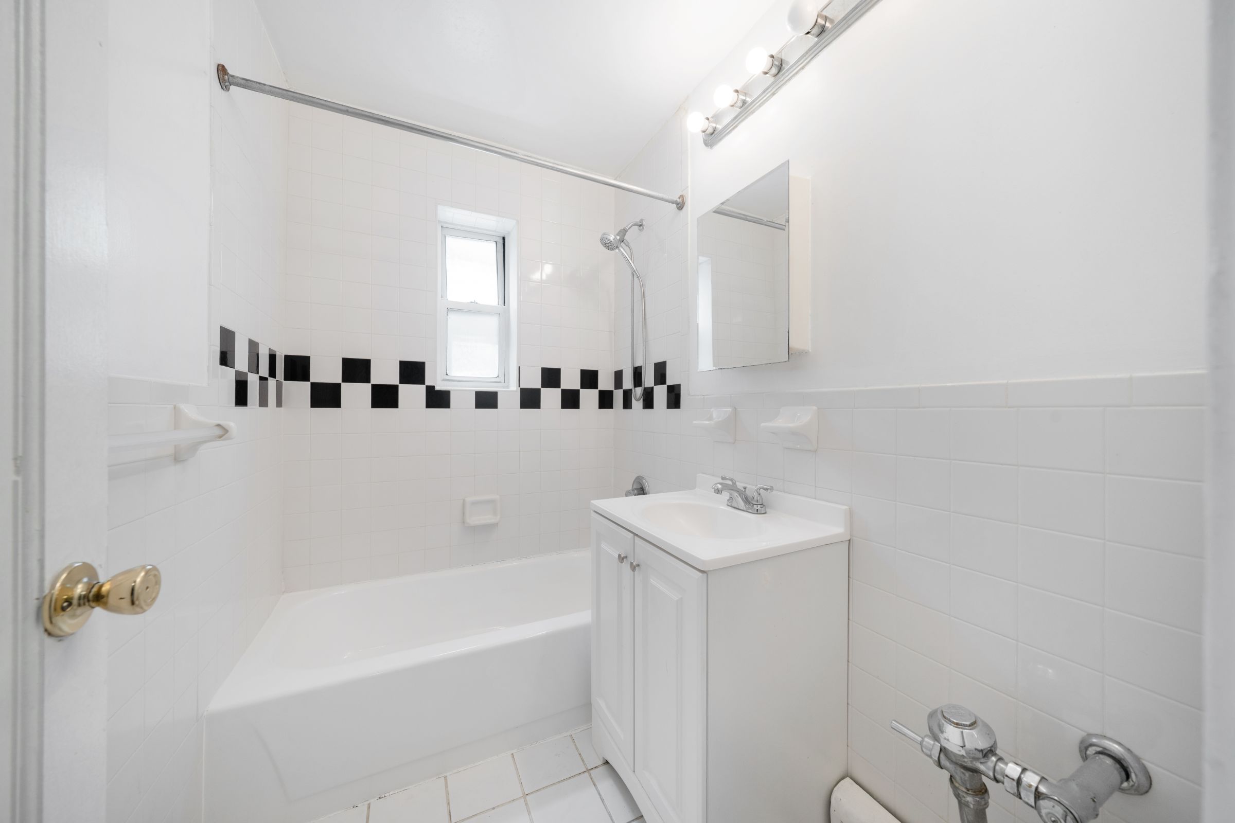 111-15 66th Avenue, Unit 2C Queens, NY 11375 - Photo 13 of 13