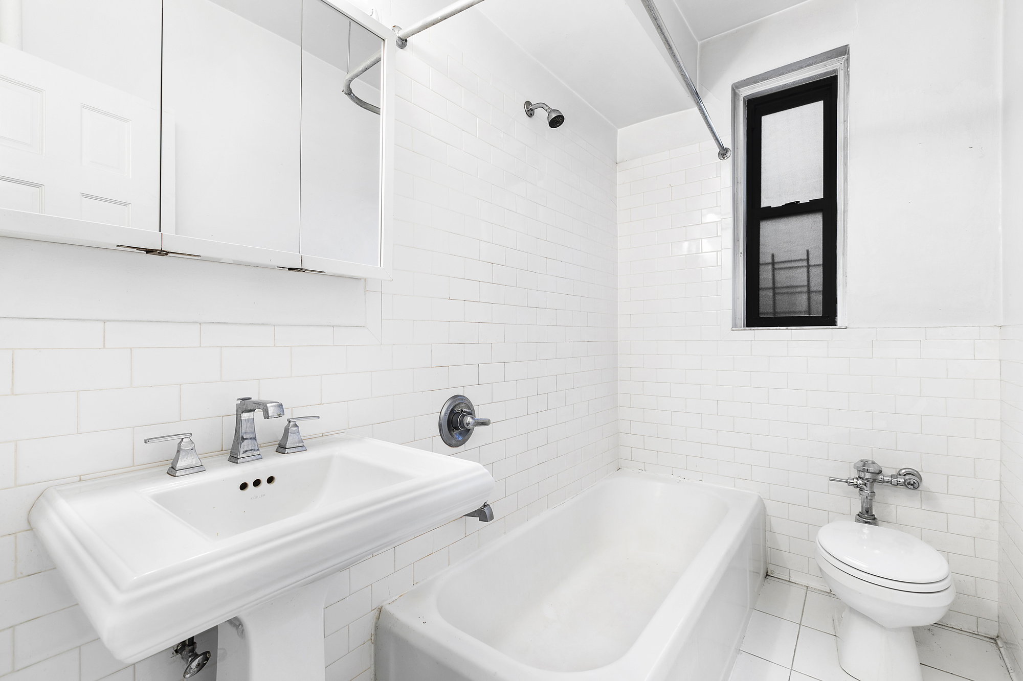 159-00 Riverside Drive West, Unit 5J70 Manhattan, NY 10032 - Photo 8 of 18