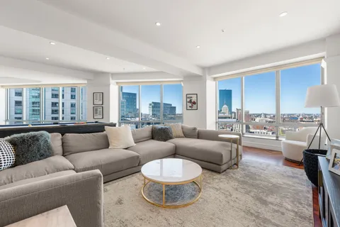 $3,499,000 | 2 Avery Street, Unit 25C, Boston, MA 02111