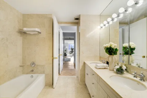 $2,290,000 | 2 Columbus Avenue, Unit 17C | Upper West Side