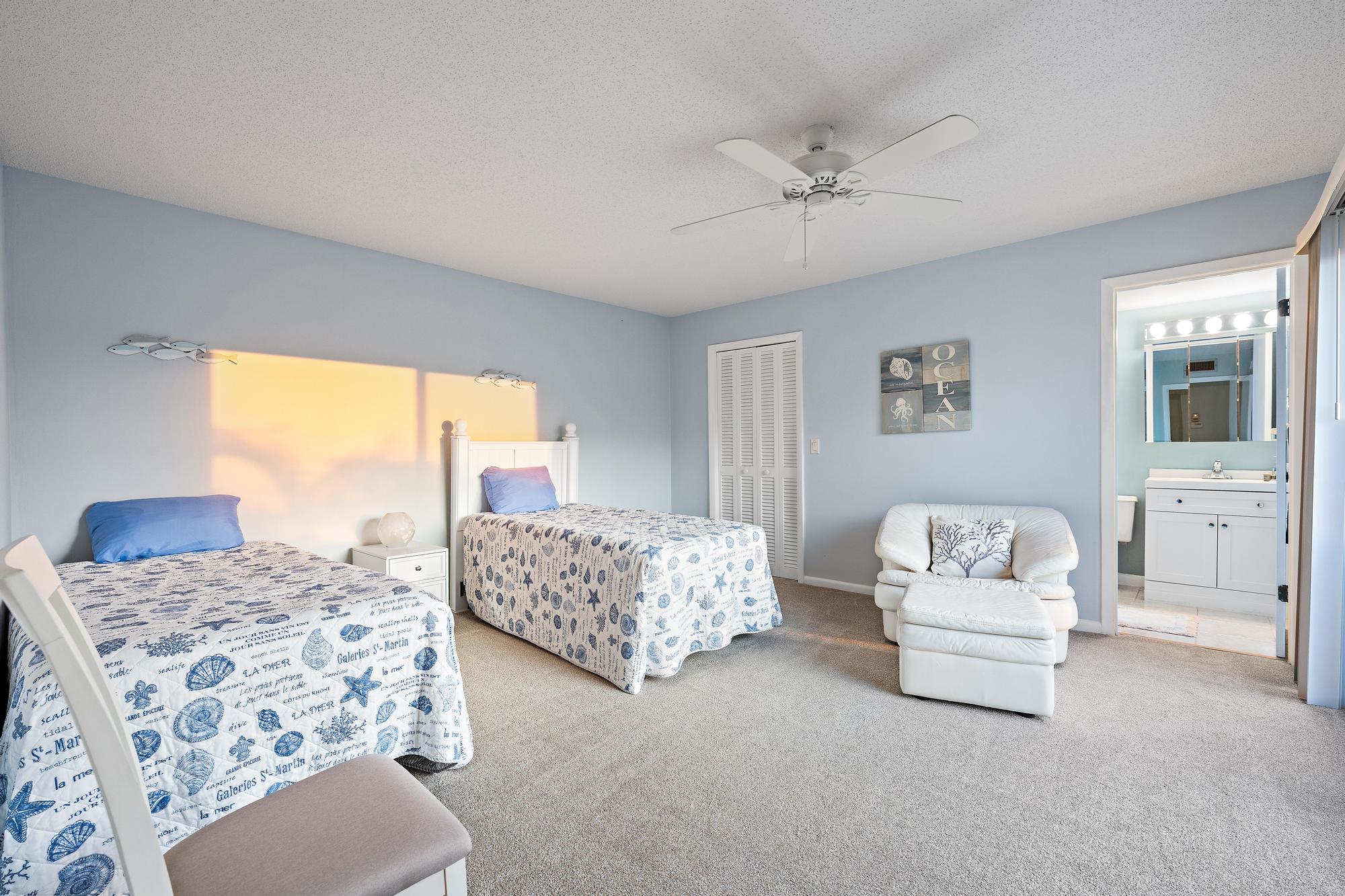3840 Jefferson Street Stuart, FL 34997 - Photo 13 of 36