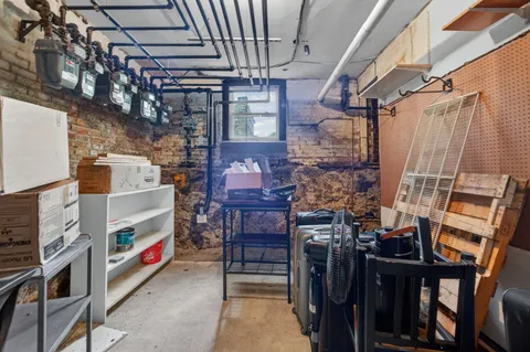 Contact Agent | 17 Park Vale, Unit 4, Brookline, MA 02446