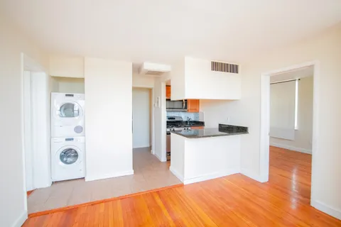 $249,000 | 2135 Walnut Street, Unit 1003, Philadelphia, PA 19103
