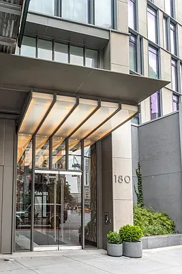 $3,750,000 | 180 6th Avenue, Unit 5A | SoHo