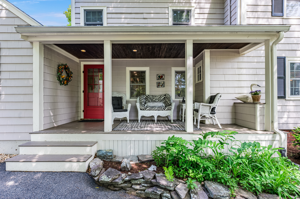 38 Berkeley Street Reading, MA 01867 - Photo 15 of 50