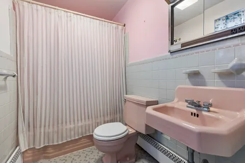 $560,000 | 997 Blue Rock Lane, Blue Bell, PA 19422