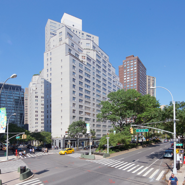 155 West 68th Street, Unit 1907 Manhattan, NY 10023 - Photo 11 of 20 a building view