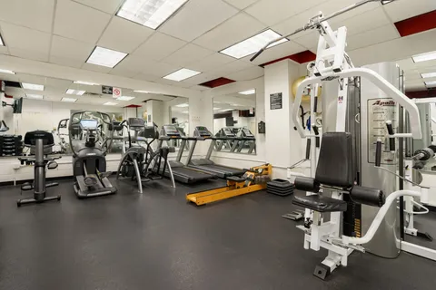 $1,250,000 | 201 East 17th Street, Unit 14H | Gramercy