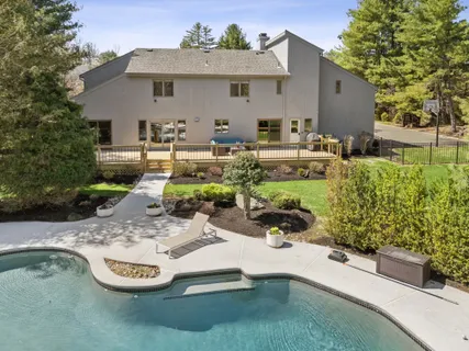 $1,795,000 | 5 Meadow Drive, Warren, NJ 07059