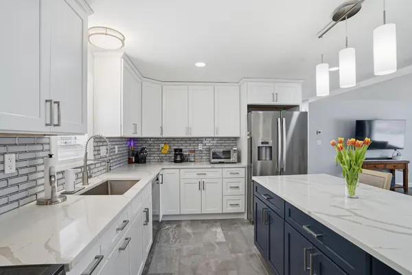 $424,900 | 5 State Street, Pawtucket, RI 02861