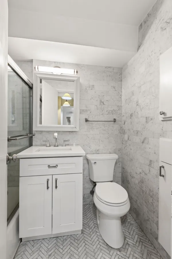 $515,000 | 310 Lexington Avenue, Unit 9F | Murray Hill