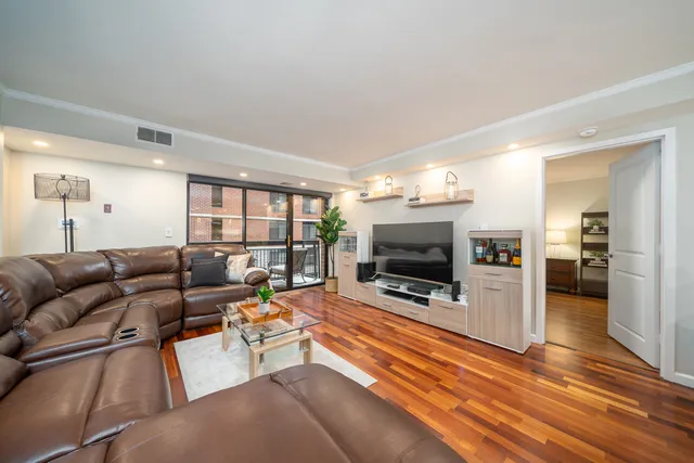 $749,000 | 700 1st Street, Unit 4M 4M, Hoboken, NJ 07030