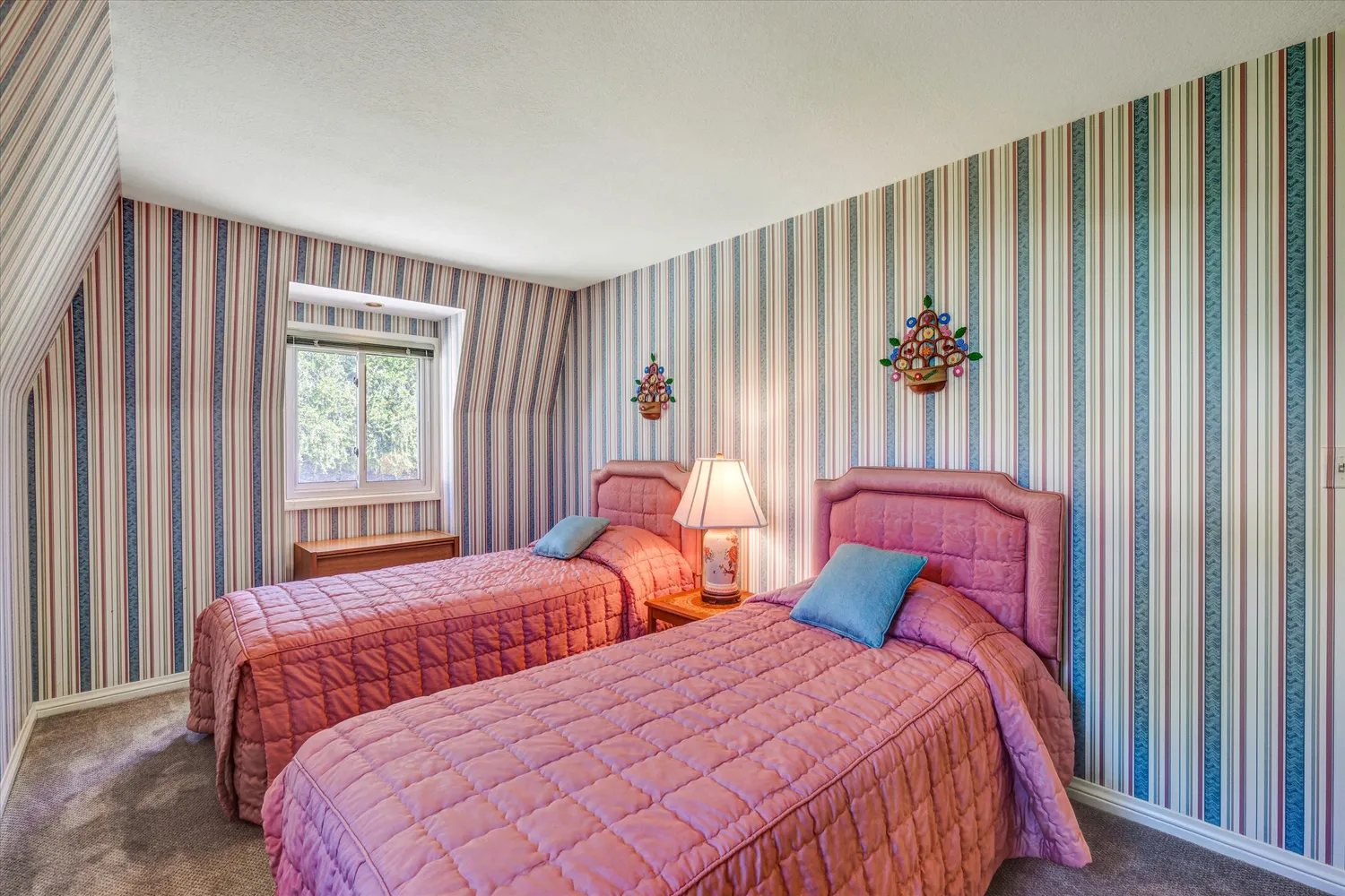 $2,998,000 | 441 Audraine Drive, Glendale, CA 91202