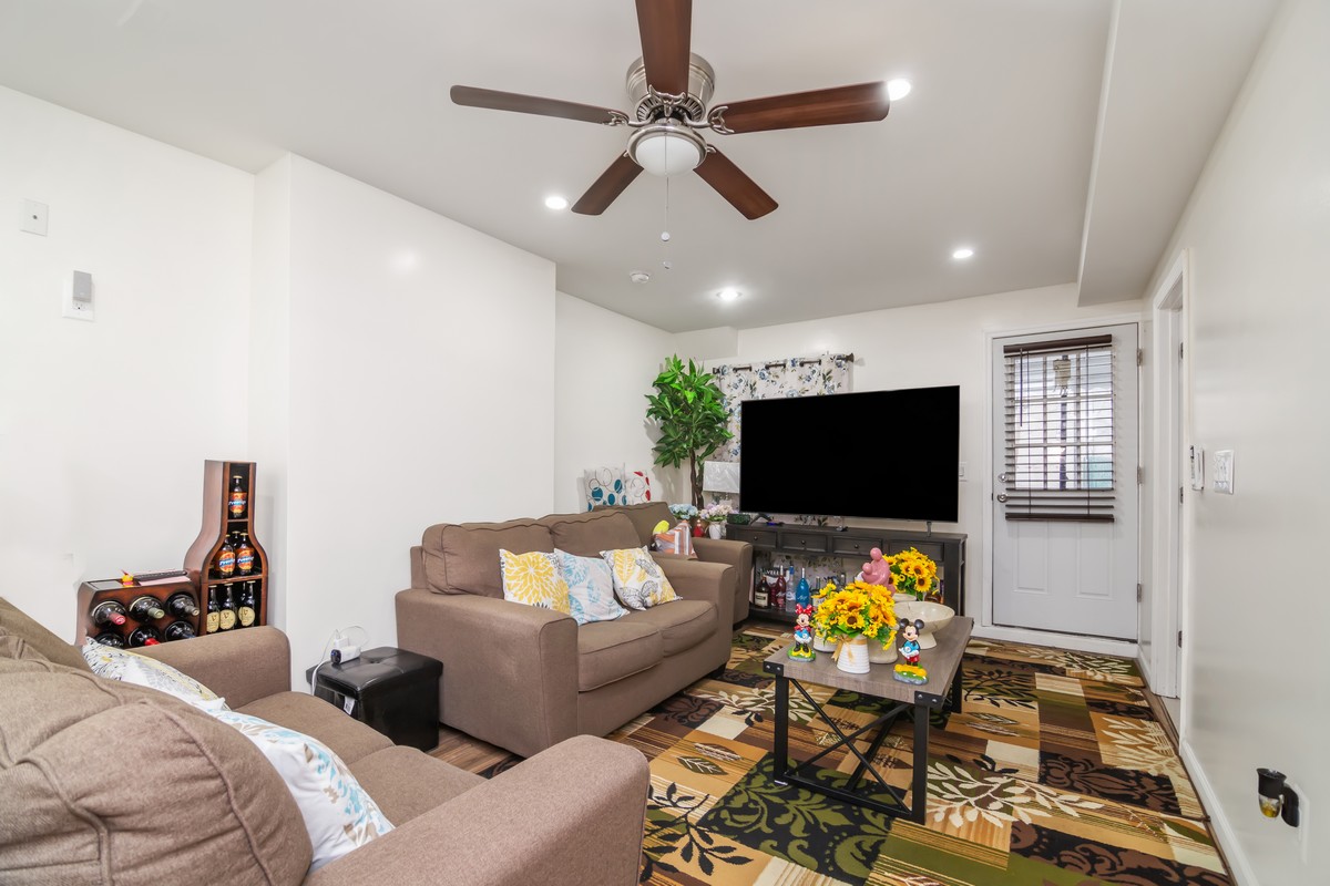 1241 Hancock Street Brooklyn, NY 11221 - Photo 3 of 15