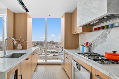 $2,650,000 | 50 Bridge Park Drive, Unit 21D | Brooklyn Heights