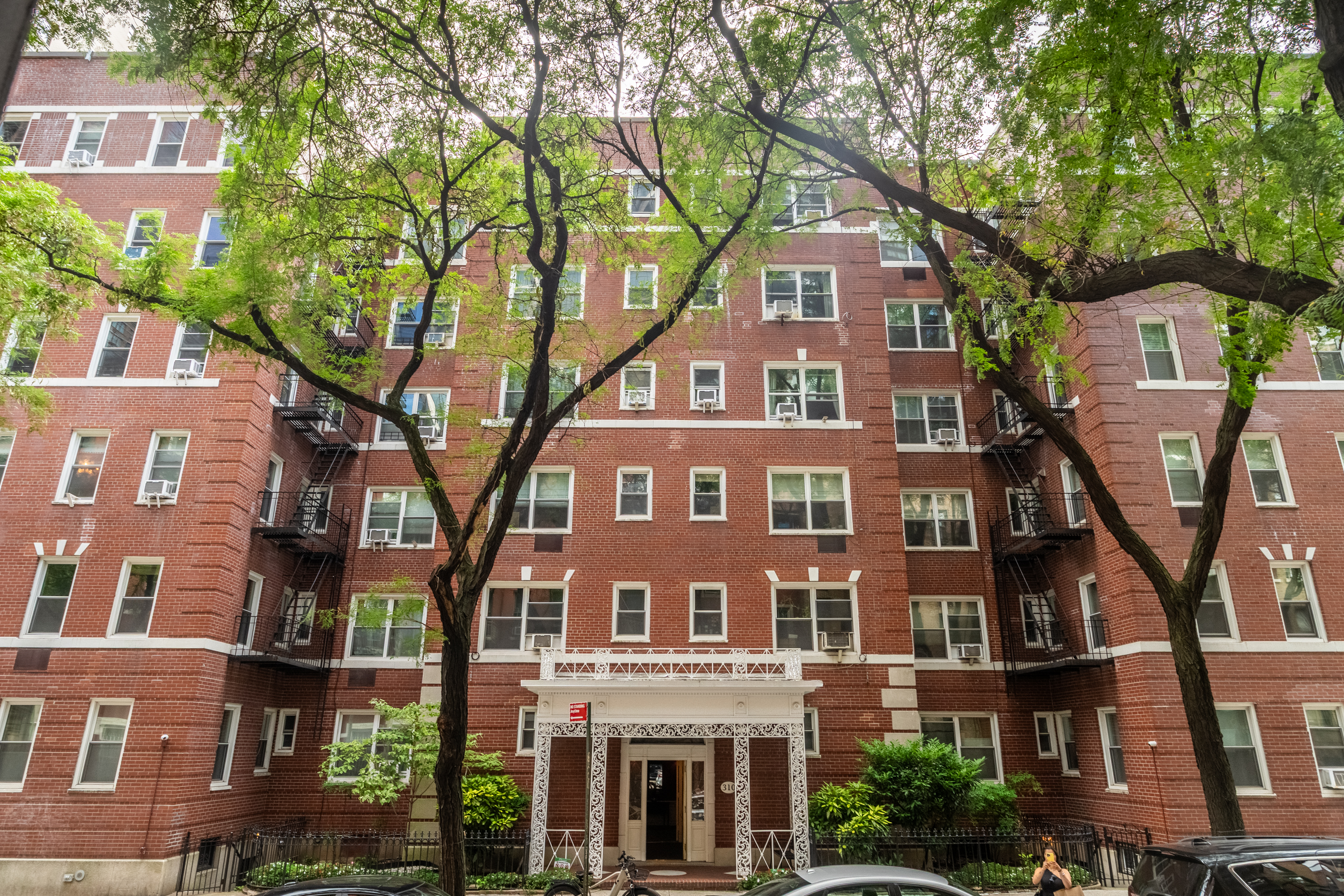 310 West 55th Street, Unit 4K Manhattan, NY 10019 - Photo 7 of 9 front view of a building