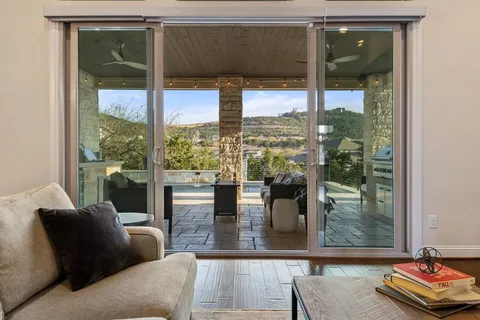 $1,250,000 | 207 San Siro Cove, Austin, TX 78738