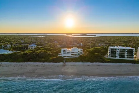 a view of an outdoor space and a yard