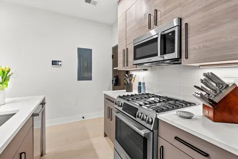 $310,000 | 1471 Harvard Street Northwest, Unit 2, Washington, DC 20009