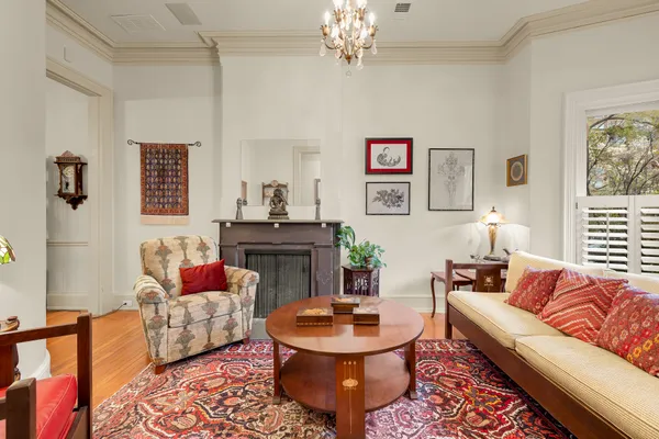 $1,850,000 | 2021 N Street Northwest, Washington, DC 20036