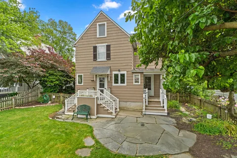 $625,000 | 322 St Dunstans Road, Baltimore, MD 21212