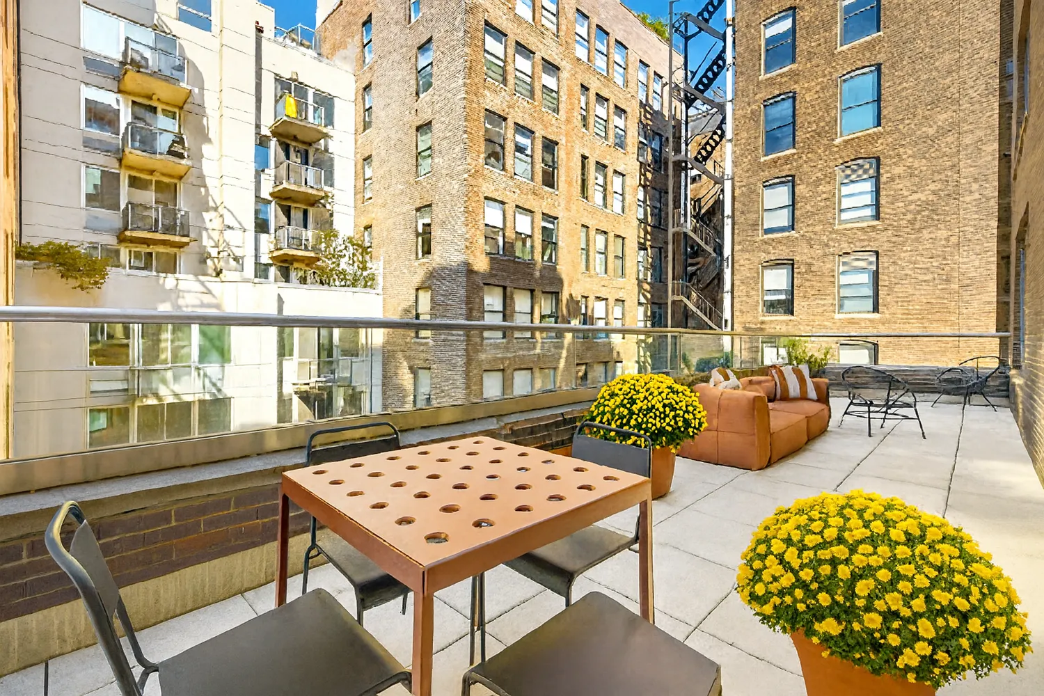 $3,295,000 | 151 West 21st Street, Unit 10A | Chelsea