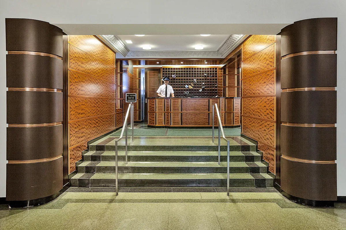 235 East 22nd Street, Unit 9V Manhattan, NY 10010 - Photo 13 of 14