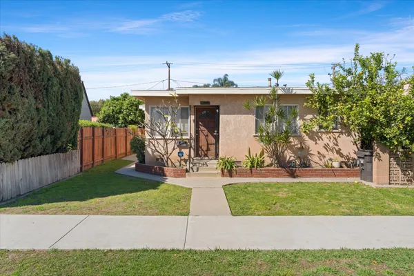 $735,000 | 6819 Orange Avenue, Long Beach, CA 90805