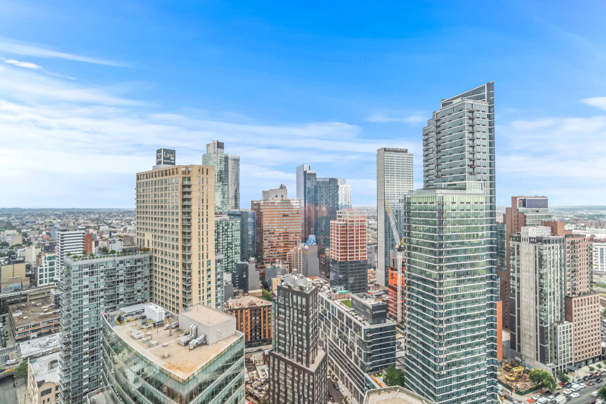 3 Court Square, Unit 3504 Queens, NY 11101 - Photo 10 of 22