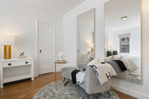 $525,000 | 350 Cabrini Boulevard, Unit 7N | Hudson Heights