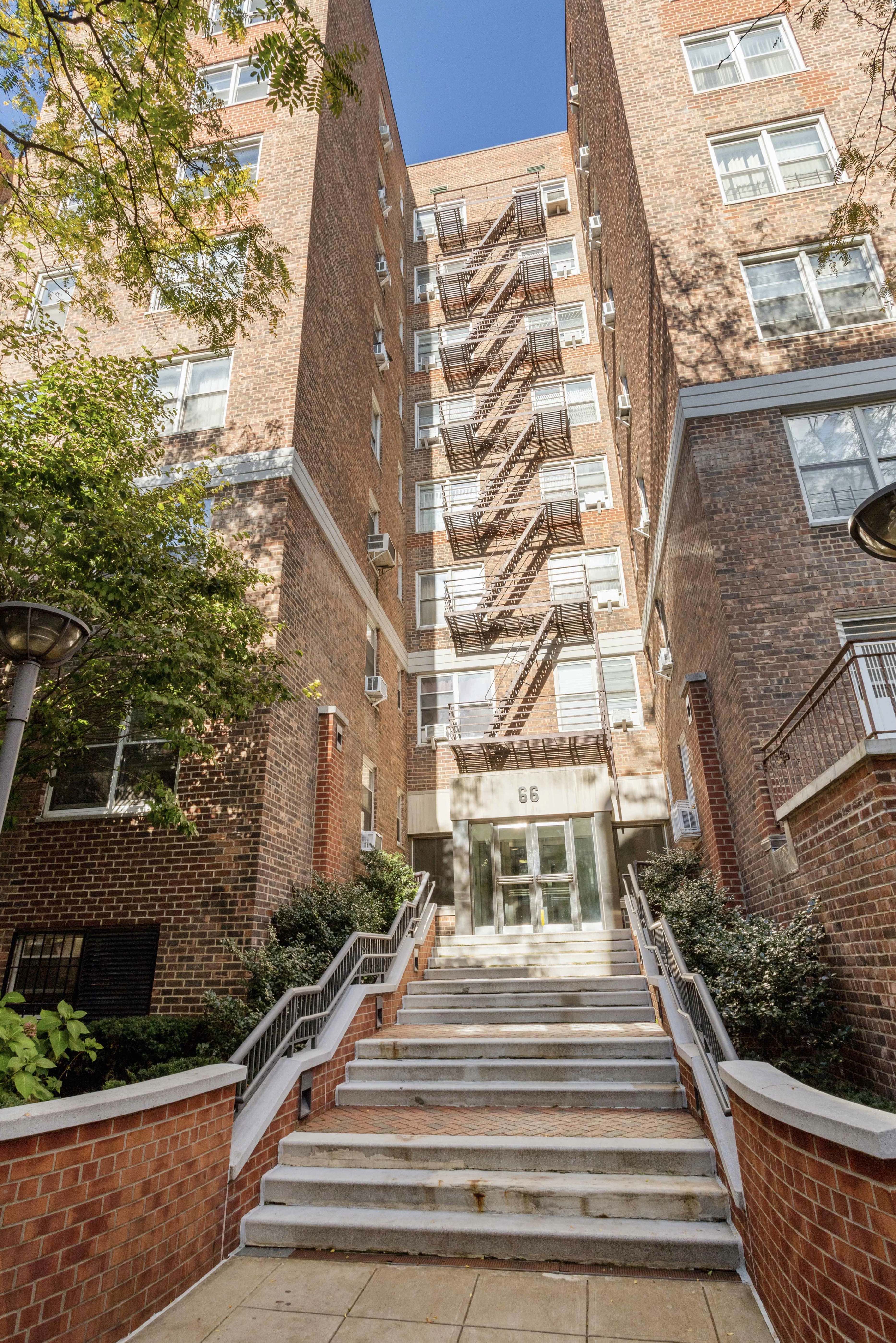66 Overlook Terrace, Unit 4K Manhattan, NY 10040 - Photo 17 of 24 Gallery Image 17