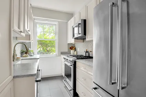 $1,375,000 | 120 Cabrini Boulevard, Unit 19 | Hudson Heights