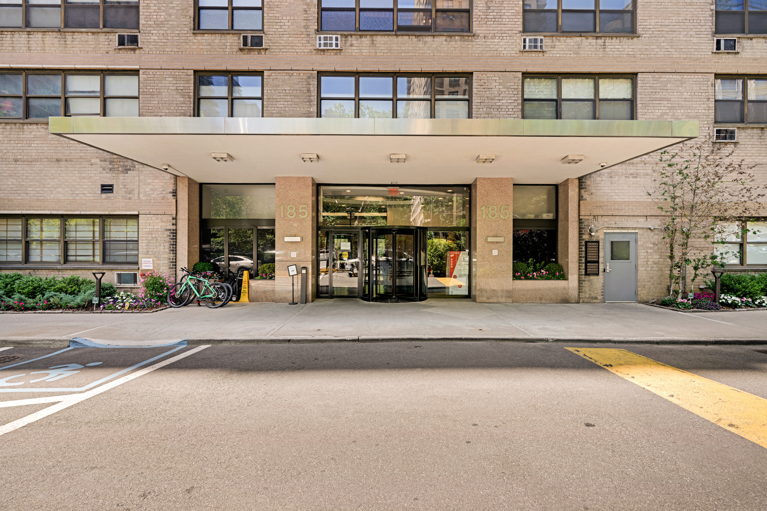 185 West End Avenue, Unit 1J Manhattan, NY 10023 - Photo 7 of 9