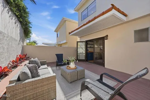 $1,995,000 | 1202 1st Street, Hermosa Beach, CA 90254