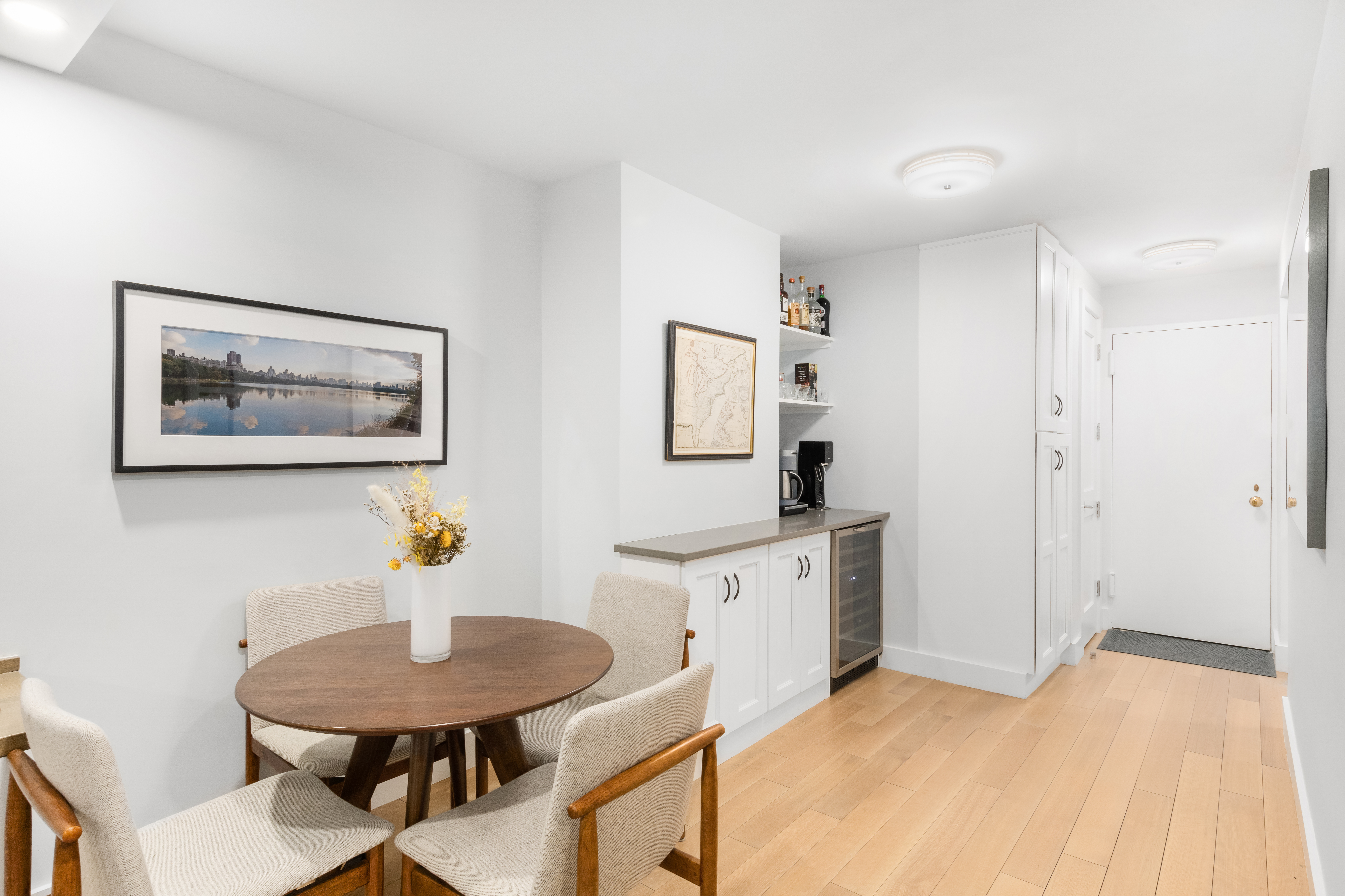 101 West 12th Street, Unit 4H Manhattan, NY 10011 - Photo 3 of 6