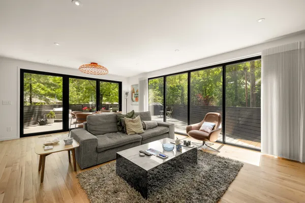 $2,750,000 | 2710 Brandywine Street Northwest, Washington, DC 20008