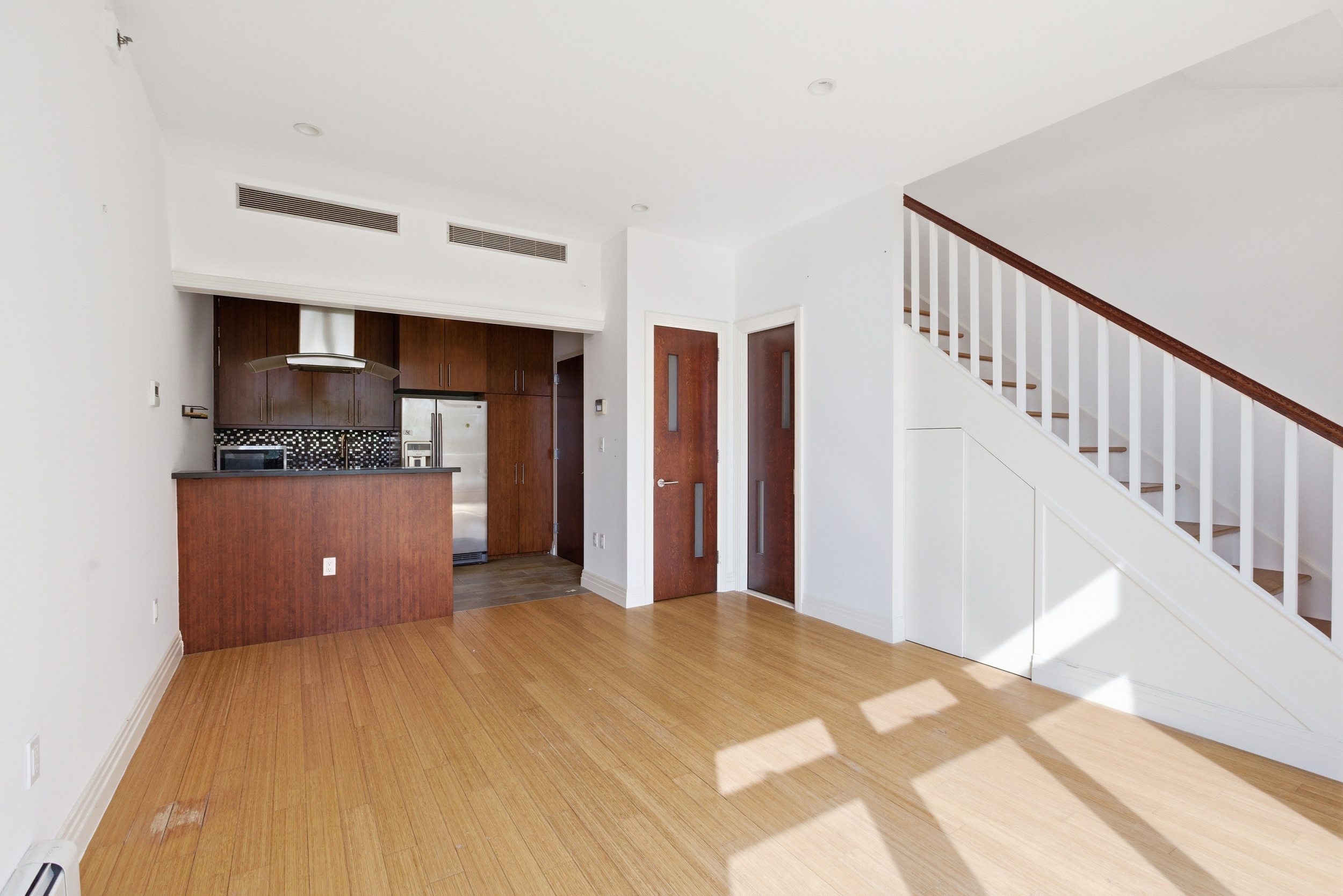 146 Diamond Street Brooklyn, NY 11222 - Photo 6 of 14 Gallery Image 6