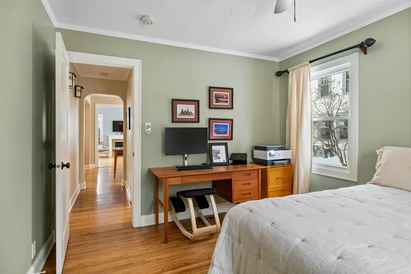 $899,900 | 5137 Vincent Avenue South, Minneapolis, MN 55410