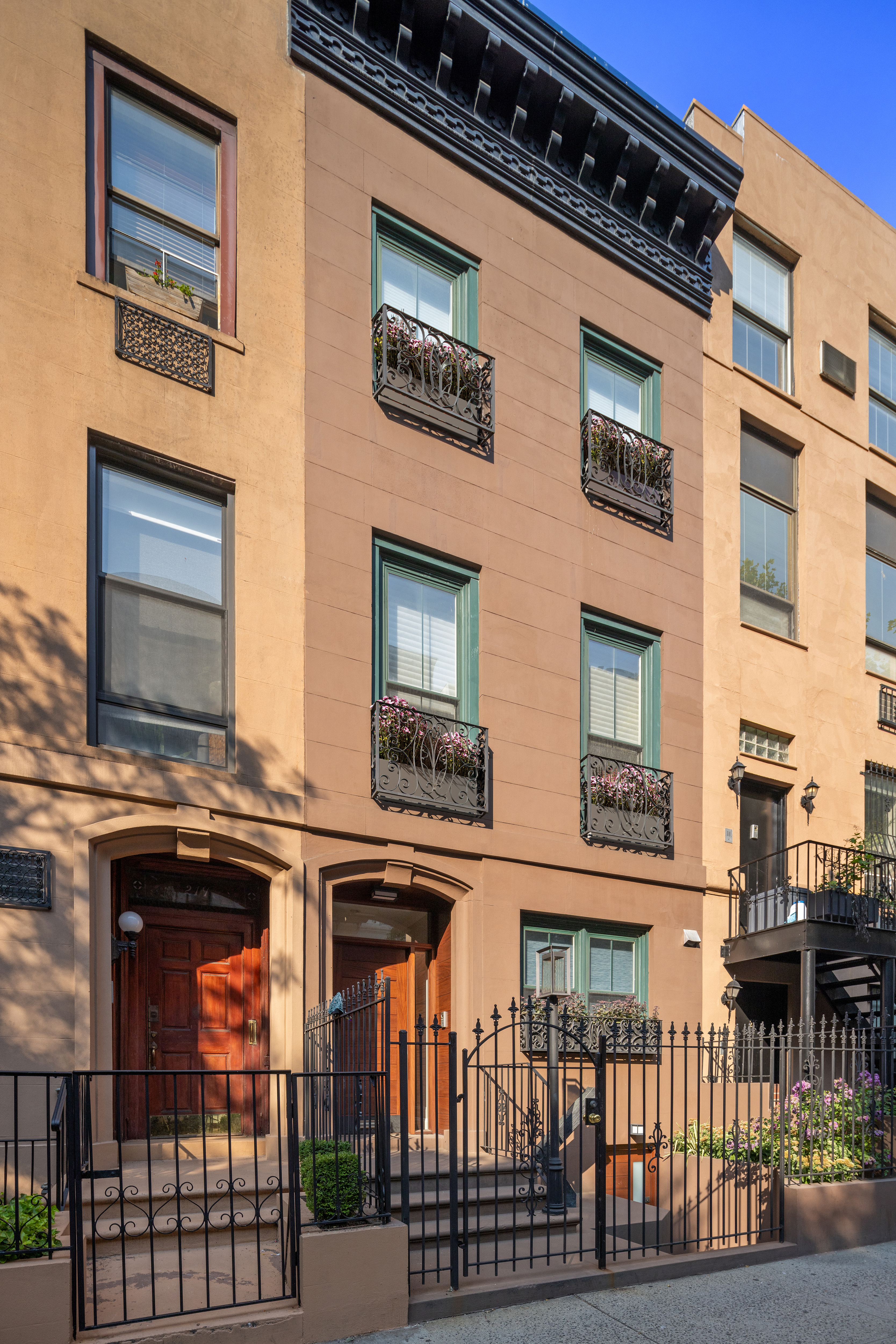 217 West 22nd Street Manhattan, NY 10011 - Photo 14 of 16