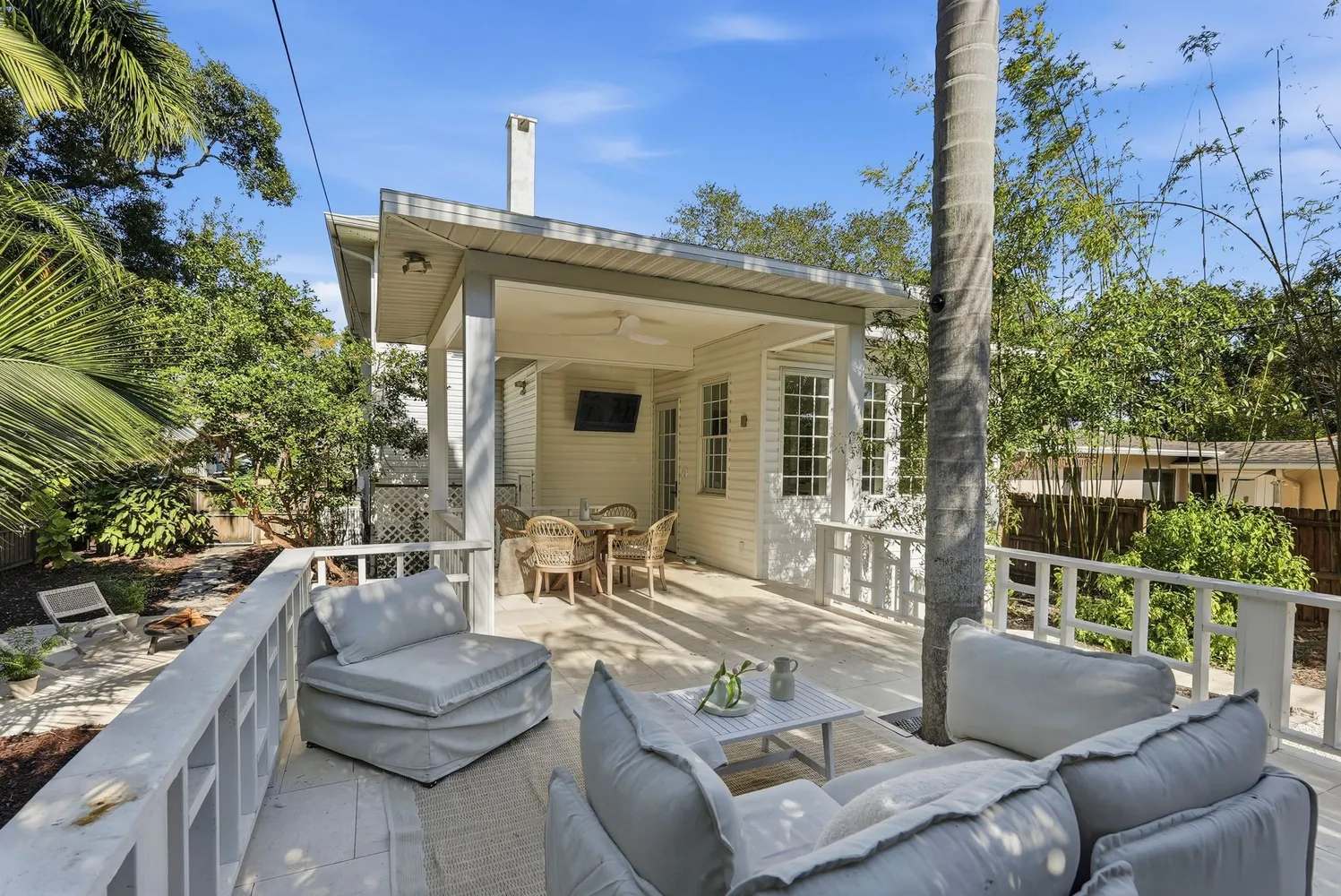 $1,560,000 | 246 19th Avenue Northeast, St. Petersburg, FL 33704