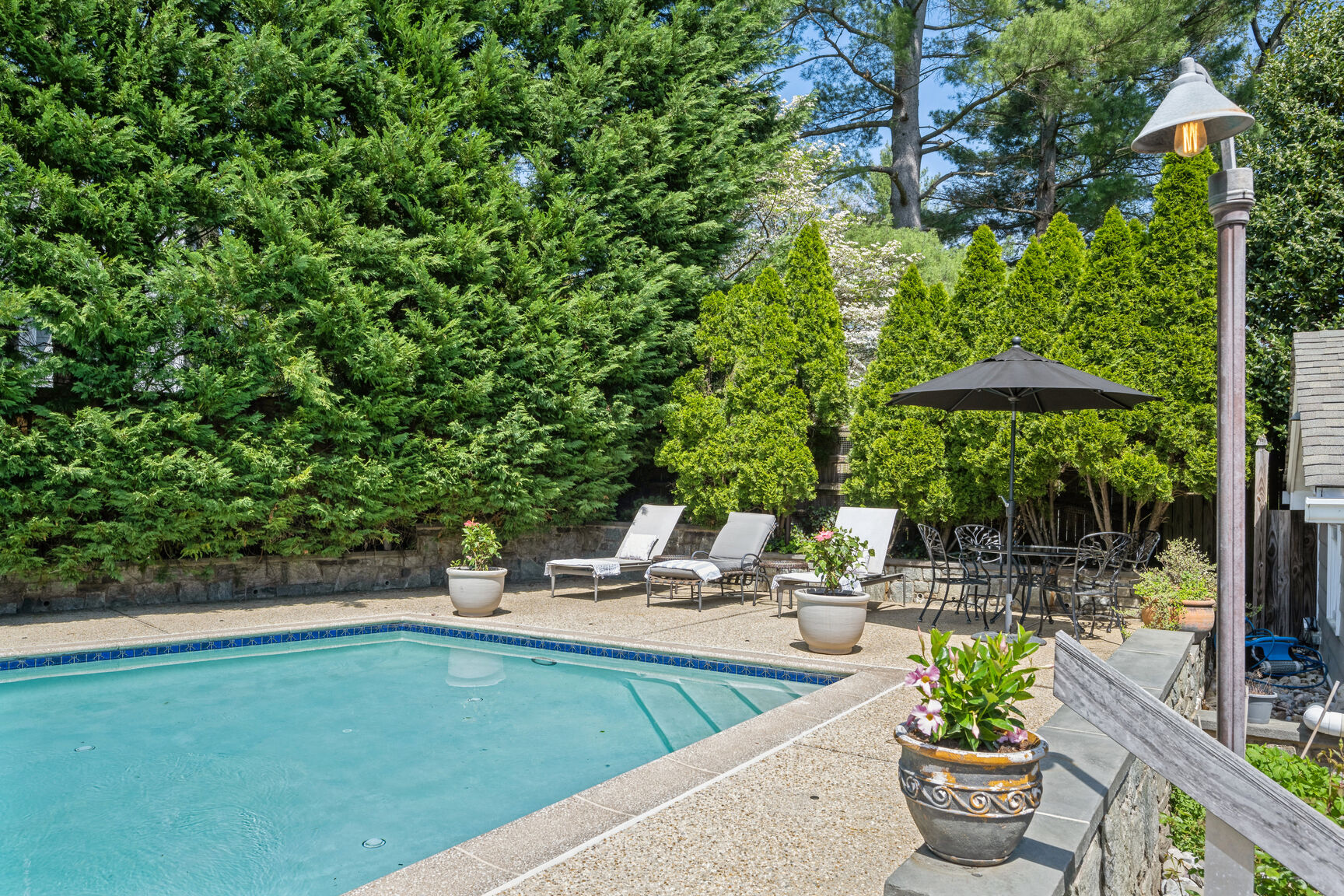 8805 Ridge Road Bethesda, MD 20817 - Photo 15 of 37