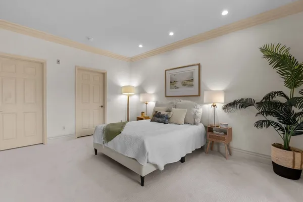 $1,195,000 | 10364 Almayo Avenue, Unit 305, Los Angeles, CA 90064