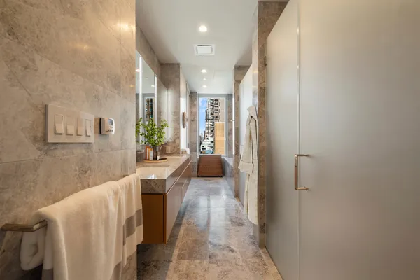 $4,495,000 | 1059 3rd Avenue, Unit 21B | Lenox Hill
