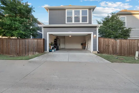 $3,250 | 3710 Prague Mews, Dallas, TX 75236