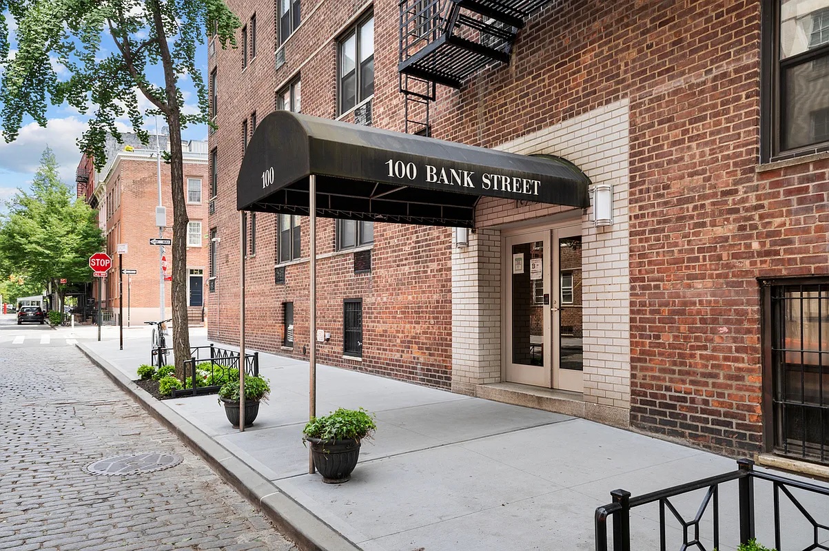 100 Bank Street, Unit 1H Manhattan, NY 10014 - Photo 9 of 10 a view of a building with a potted plant