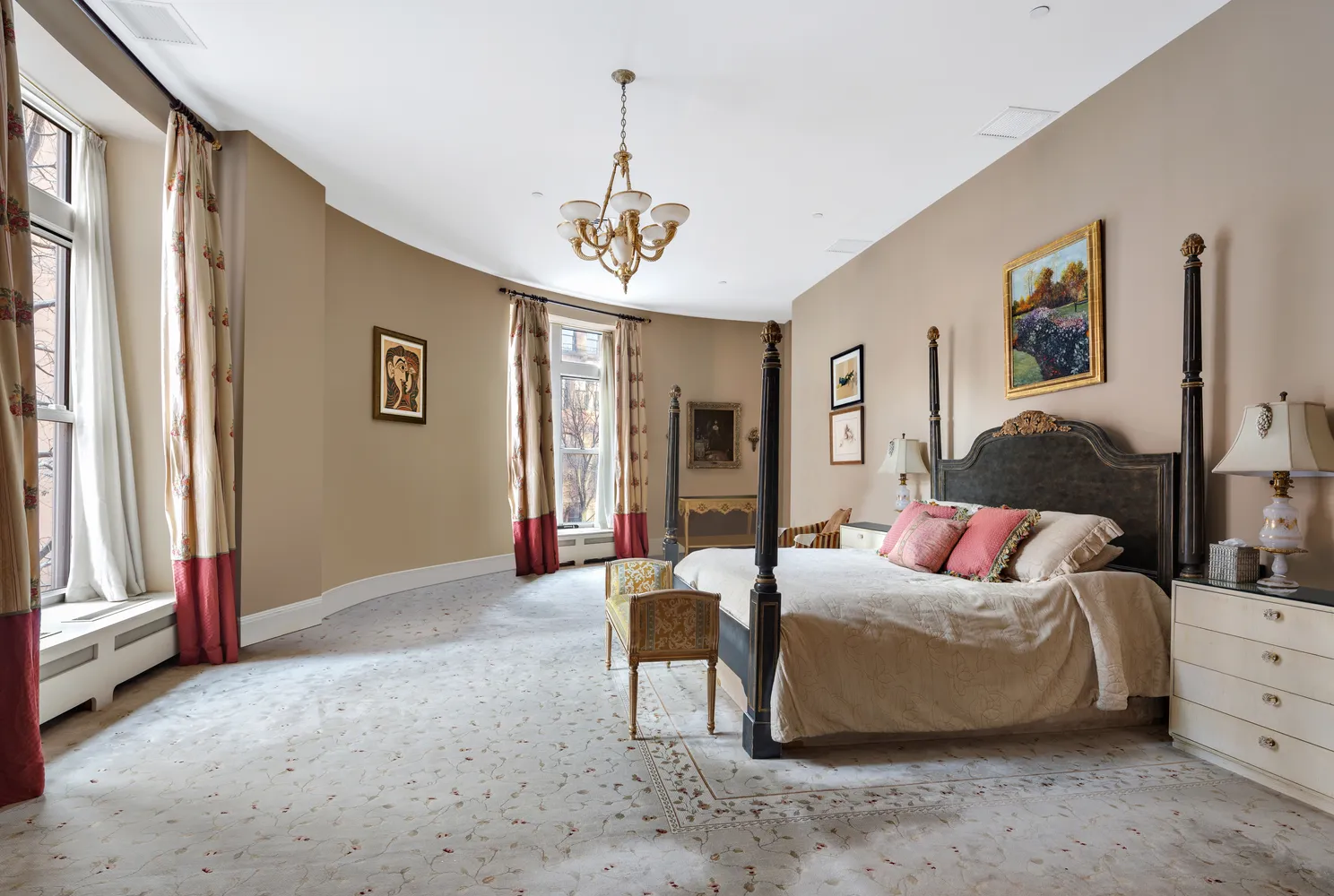 $3,900,000 | 455 Central Park West, Unit L11 | Upper West Side